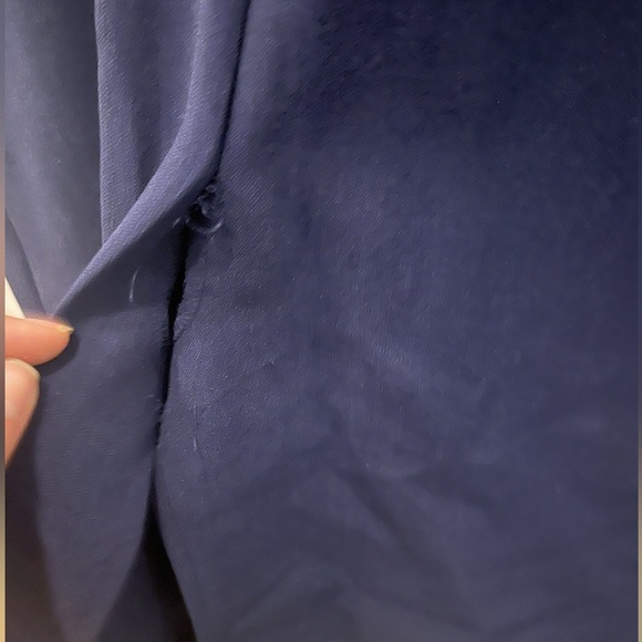 Sophisticated Midnight Blue Knee Length Dress with Lace capped sleeves / Size 4 - Picture 5 of 8